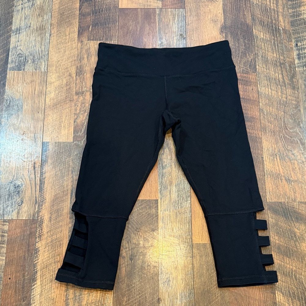 Glyder Black Leggings with Side Cutouts M (1760)